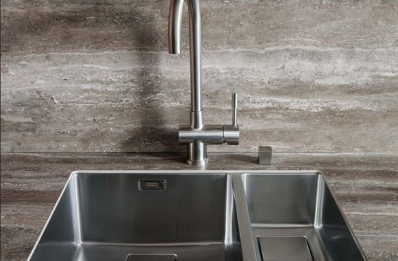 Ceramic ist für eine lineare Kantengestaltung ideal.